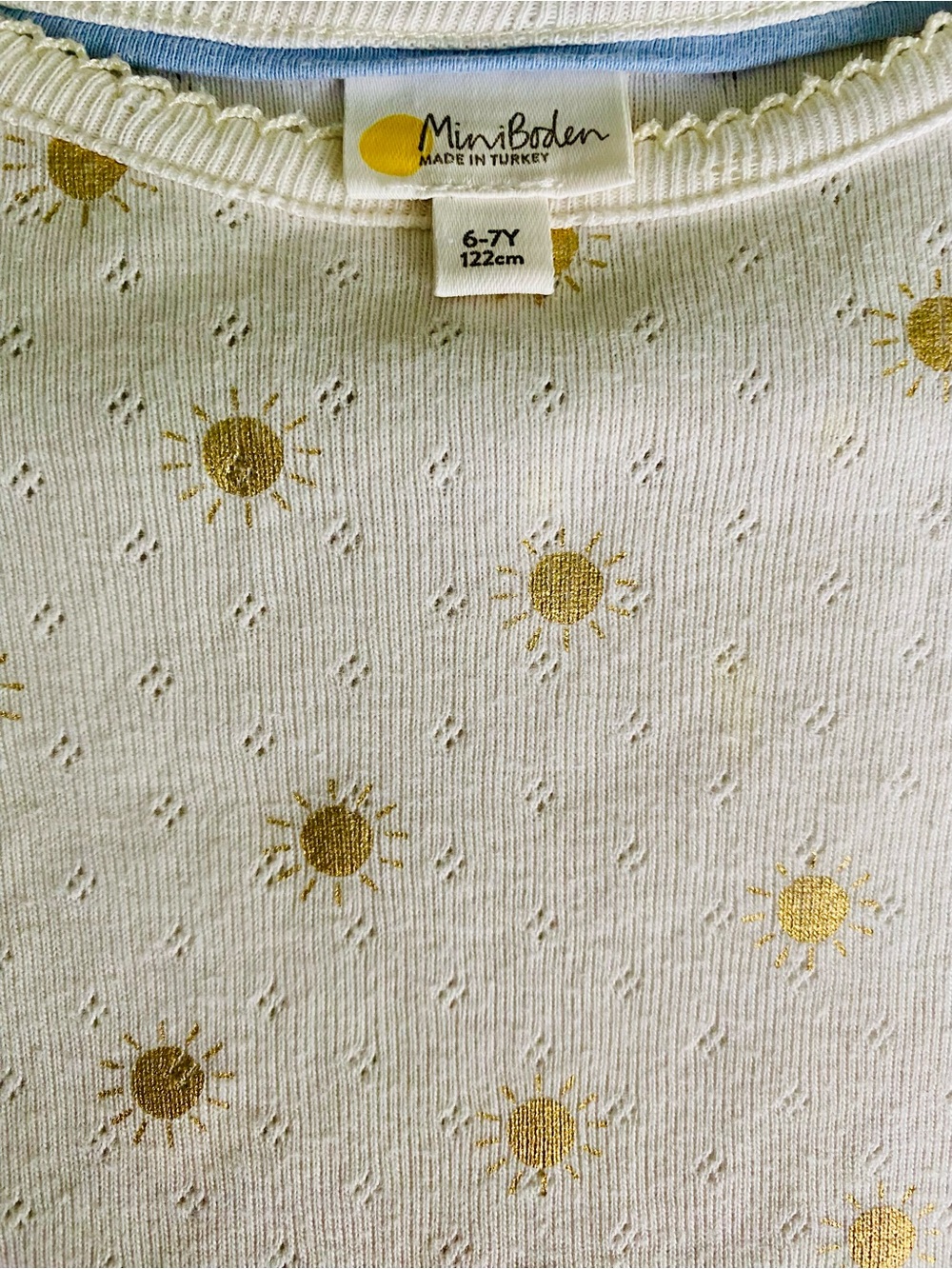 Mini Boden Cream Knit Tee with Metallic Gold Sun Motif 6-7 Y
